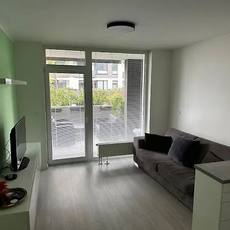 Apartmán Ahoj Park, Terrace Studio, Private Parking Bratislava
